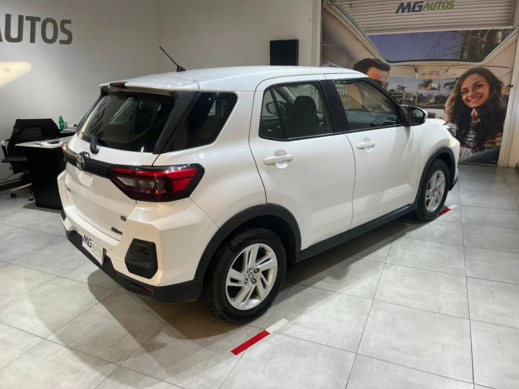 imagen 0 de vehiculo con id 2157